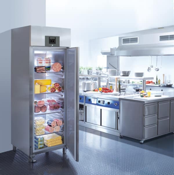 Réfrigérateur GN 2/1 avec refroidissement par ventilation – Image 4