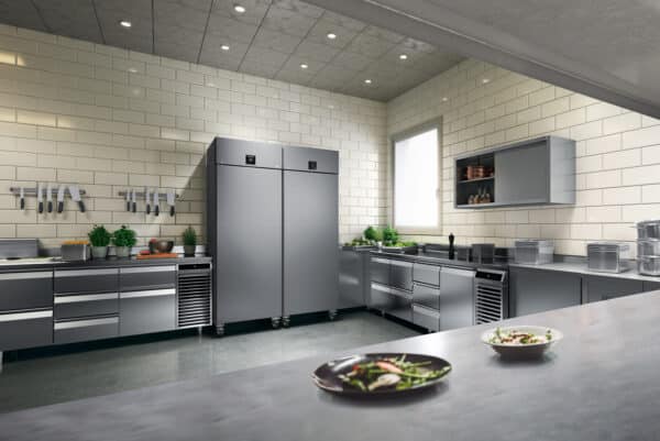 Réfrigérateur GN 2/1 avec refroidissement par ventilation – Image 4